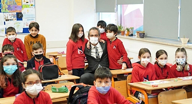 Bakan Özer açıkladı: Ara tatil olacak mı?