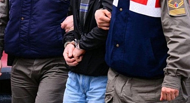 Karaman jandarma ekipleri iki şüpheliyi uyuşturucudan gözaltına aldı