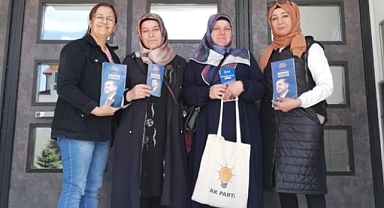 AK Parti Karaman Kadın Kolları kapı kapı geziyor