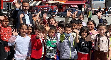 Çocukların geleceği Mesut Soyfidan abilerine emanet