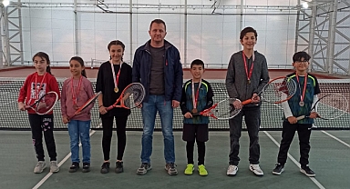 Karaman'da Egemenlik Kupası Tenis müsabakaları sona erdi