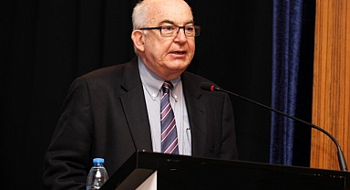 Kemal Derviş hayatını kaybetti