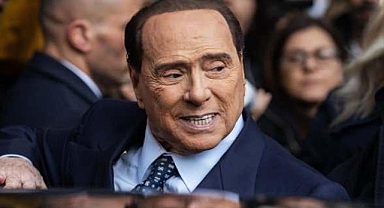 Silvio Berlusconi hayatını kaybetti