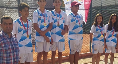 Karaman ANALİG tenis takımları gruplardan çıktı