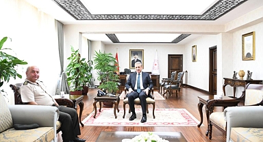 Veda Ziyareti: Askerlik Şubesi Başkanı Per. Yarbay Hüseyin Ekşioğlu'ndan Vali Tuncay Akkoyun'a 