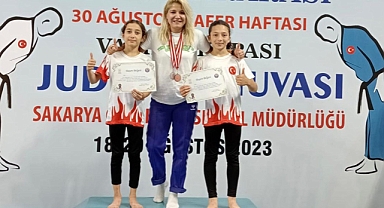 Karaman'ın altın kızları yine madalyalarla parladı! Geleneği bozmadılar