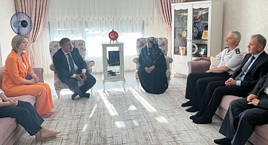 Karaman Valisi Sarıibrahim ilk ziyaretini şehit ailesine yaptı