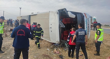 Amasya'da yolcu otobüsü devrildi: 6 ölü, 35 yaralı