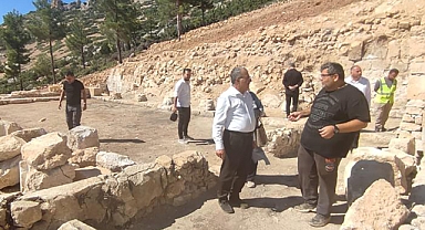 KMÜ Rektörü Gavgalı, Ermenek'te temaslarda bulundu