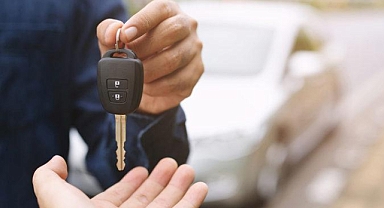 İkinci el otomobilde sazan sarmalı tehlikesi! Dolandırıcılar yüzlerce kişiyi mağdur etti