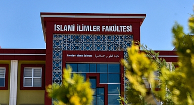 KMÜ İslami İlimler Fakültesi HİKEM Dergisini Çıkardı