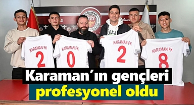 Karaman FK altyapısından yetişen genç futbolcular profesyonel oldu