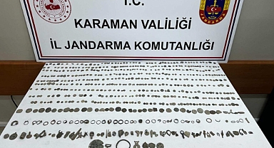 Karaman'da tarihi eser operasyonu: 2 kişi, yüzlerce obje ile yakalandı