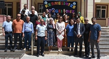 Kale İlkokulunda Renkli Yılsonu Kermesi