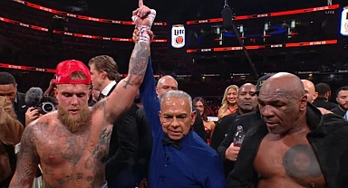 8 raund süren Mike Tyson - Jake Paul maçının kazanan belli oldu