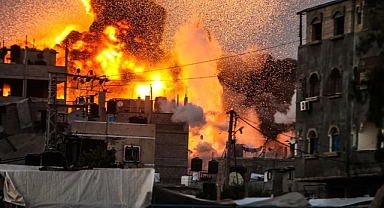 İsrail, Gazze'de 5 katlı binayı vurdu: 50 kişi şehit düştü