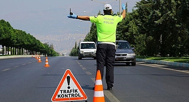Trafik denetimlerinde 535 bin 62 işlem yapıldı