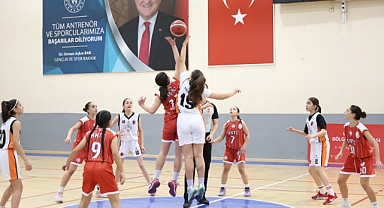 U14 Kızlar Basketbol Bölge Şampiyonası Karaman'da Başladı!