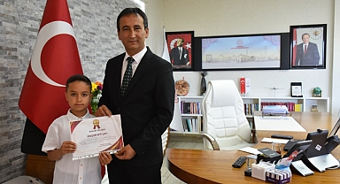 Hayallerini Kâğıda Döken Minikler Ödüllerine Kavuştu