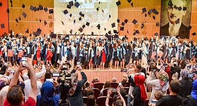 KMÜ Teknik Bilimler MYO’da Mezuniyet Coşkusu