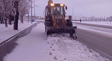 Karaman Belediyesi’nden Kar Çalışması