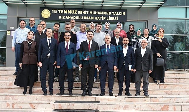 Dr. Ahmet İşleyen Karaman’da Öğrenci ve Öğretmenlerle Buluştu