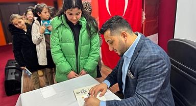 Yazar Süleyman Ezber, Karaman'da öğrencilerle buluştu