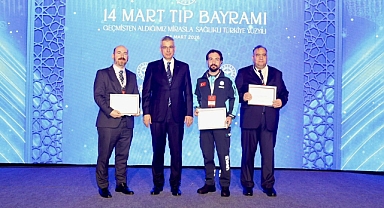 Karaman'da örnek gösterilen sağlıkçılar sahnede